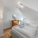 Mango Living I Stadtoase I Modern I 3 Schlafzimmer I 95 Qm I 9 Personen דירה