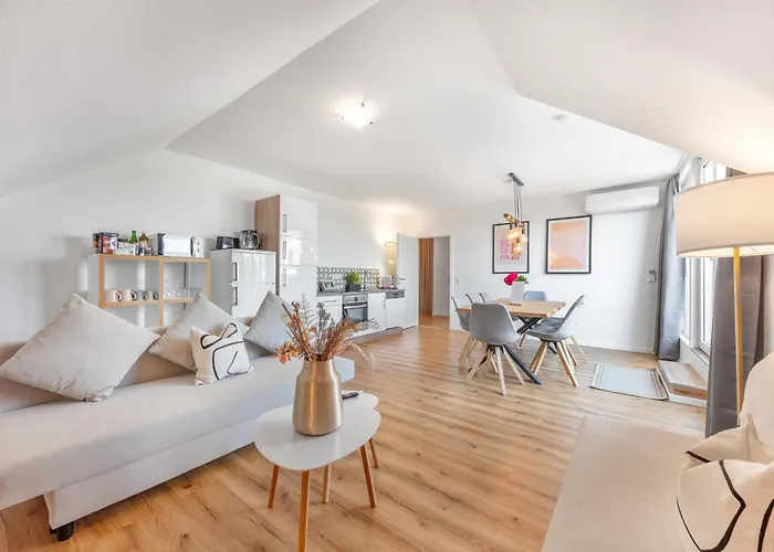 Mango Living I Stadtoase I Modern I 3 Schlafzimmer I 95 Qm I 9 Personen * Mönchengladbach